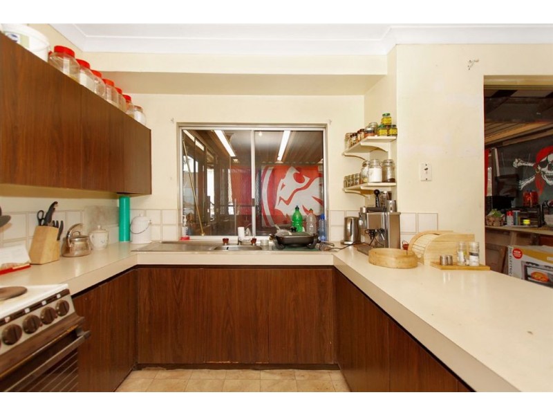 10 Cornish Street, Armadale WA 6112