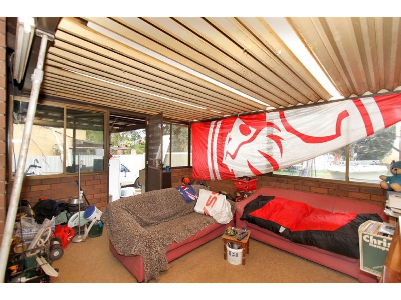 10 Cornish Street, Armadale WA 6112