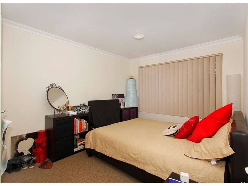 13 Columbus Loop, Success WA 6164