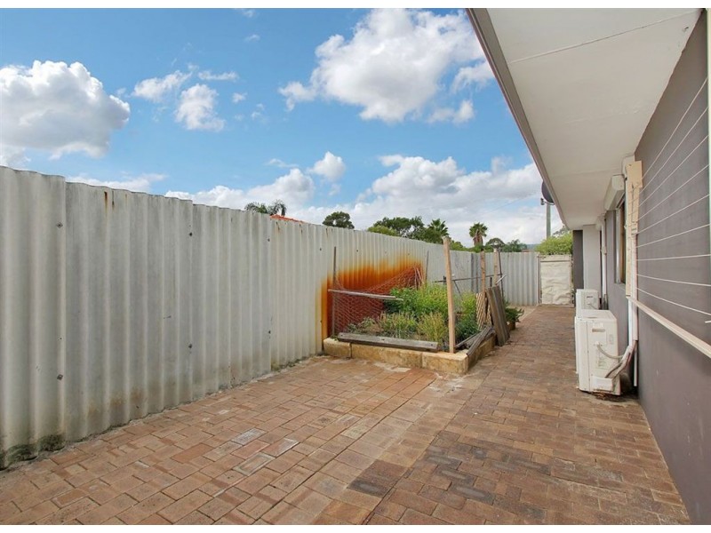 26B Oakover Way, Gosnells WA 6110
