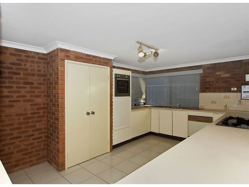 31 Winthrop Drive, Winthrop WA 6150