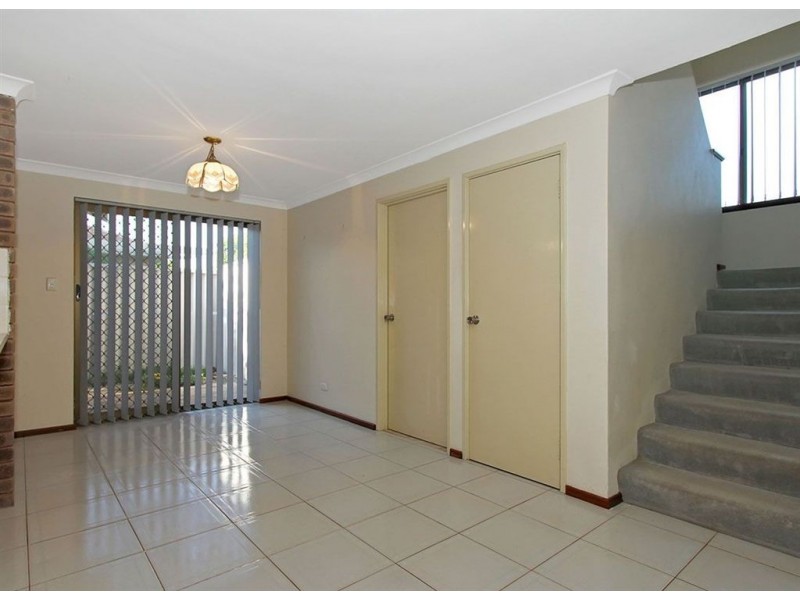 31 Winthrop Drive, Winthrop WA 6150