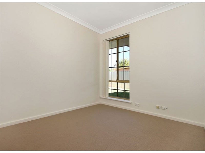 33 Stainer Avenue, Rockingham WA 6168