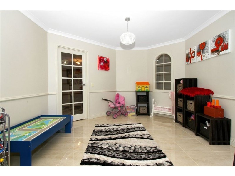 1 Clifton Court, Kardinya WA 6163