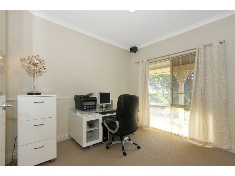 1 Clifton Court, Kardinya WA 6163