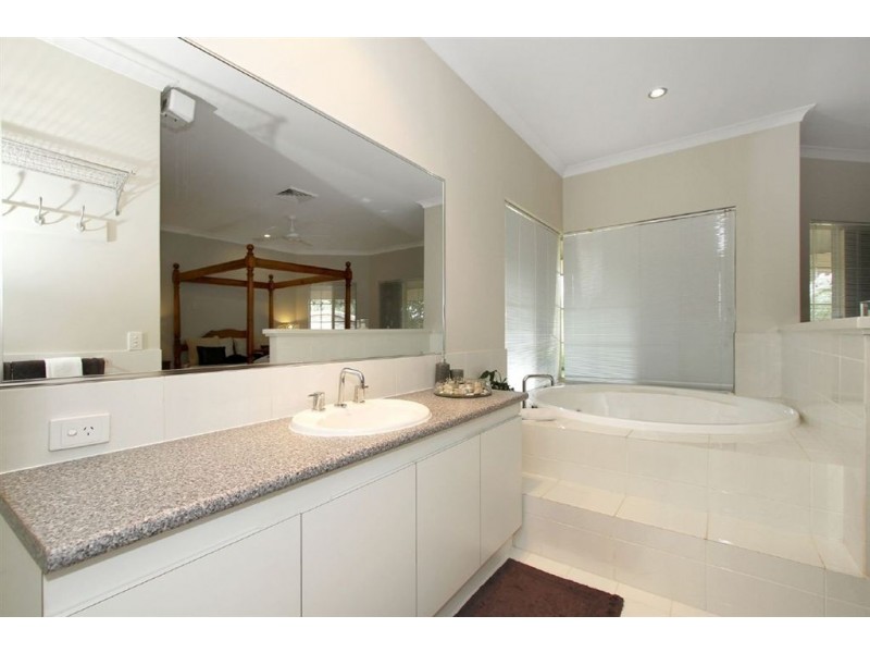 1 Clifton Court, Kardinya WA 6163