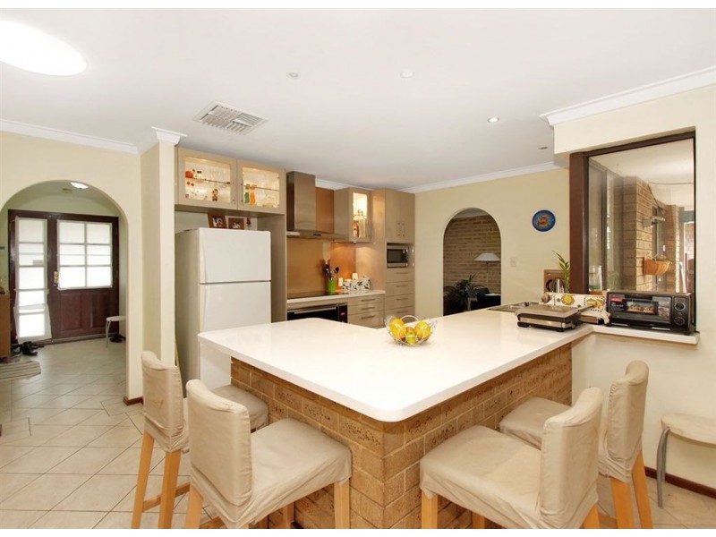 6 Scythe Street, Willetton WA 6155