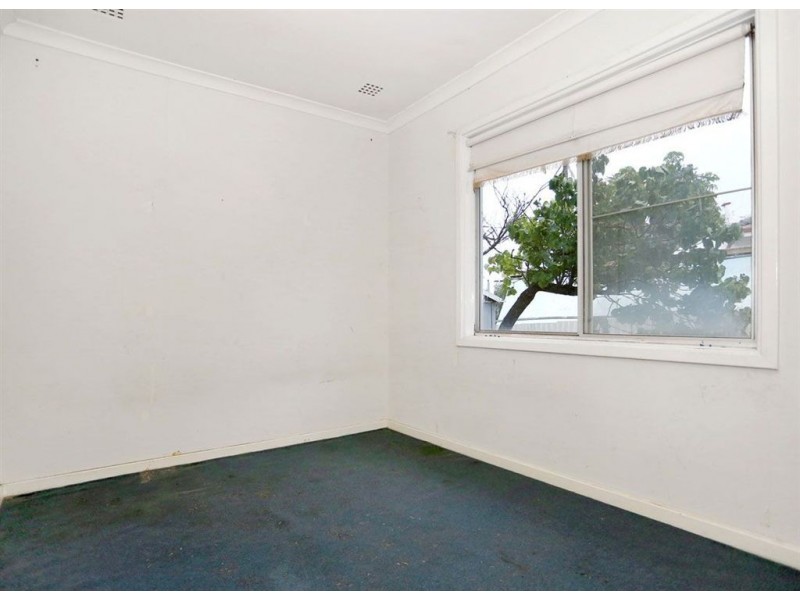 7 Finney Street, Willagee WA 6156