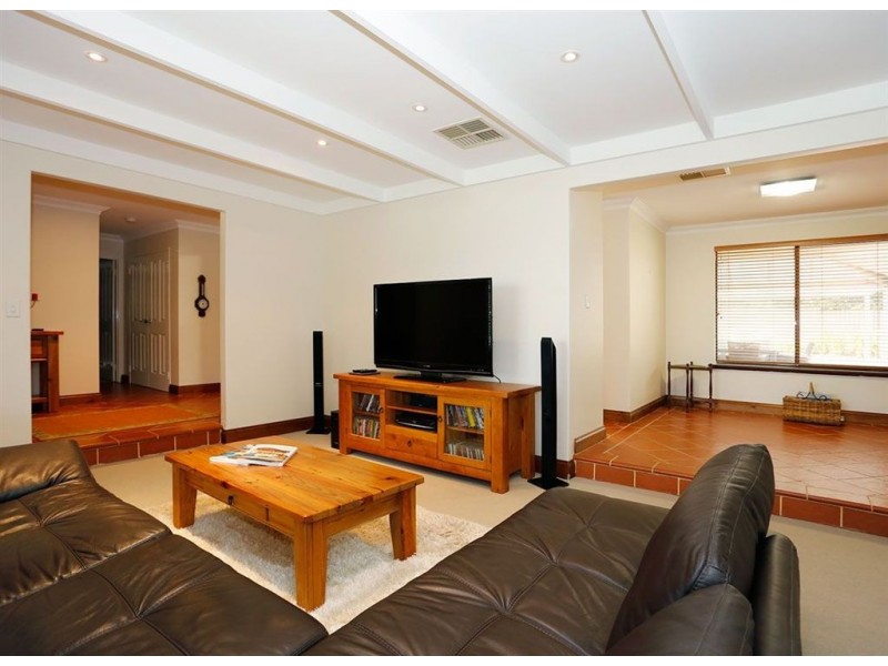 17 Monaco Avenue, North Lake WA 6163