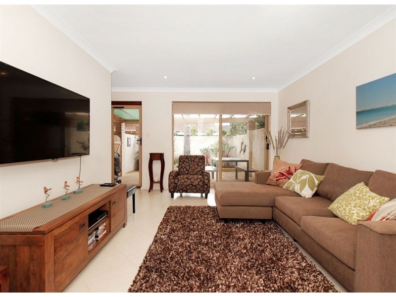 2/1 Ince Road, Attadale WA 6156