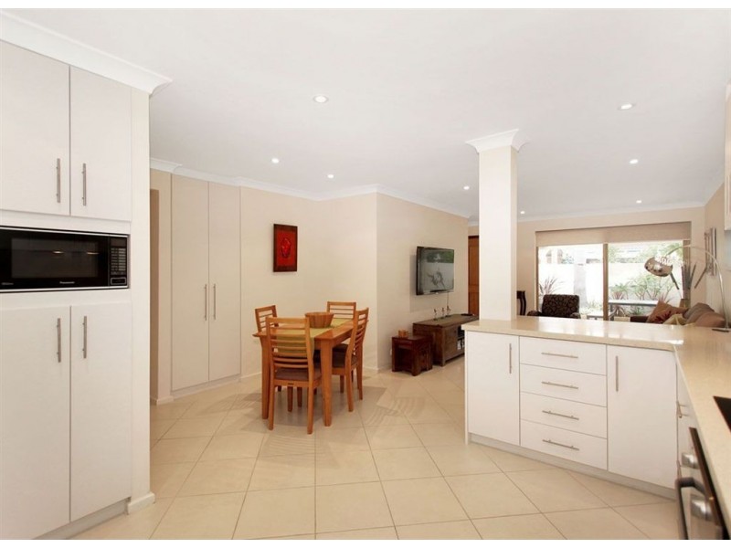 2/1 Ince Road, Attadale WA 6156