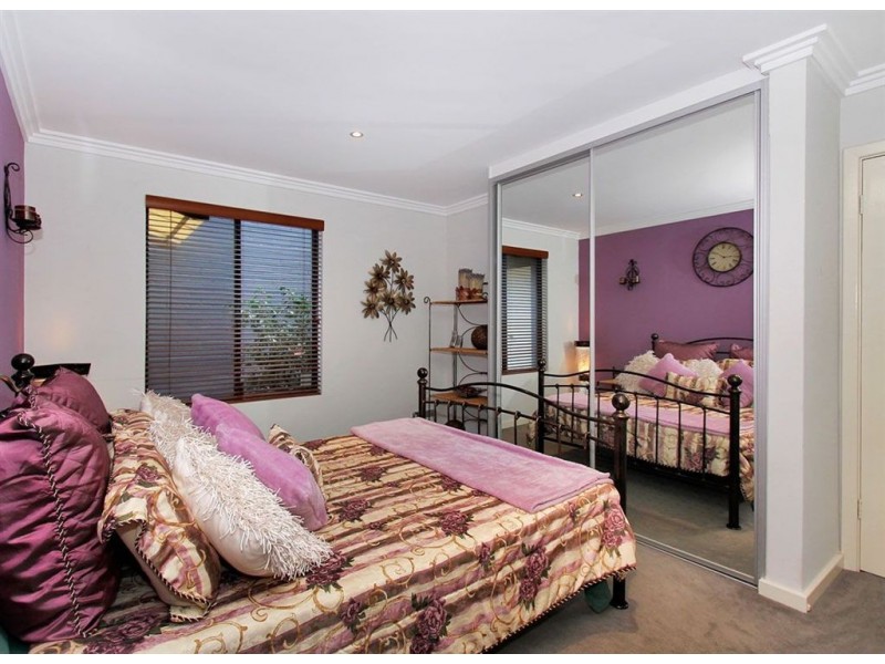 15A Norma Road, Alfred Cove WA 6154