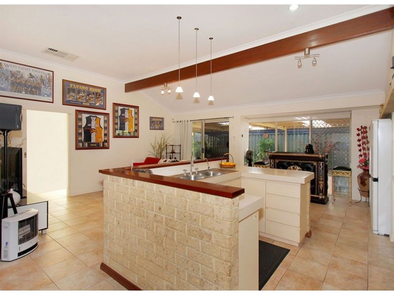 29 Enderby Court, Ballajura WA 6066