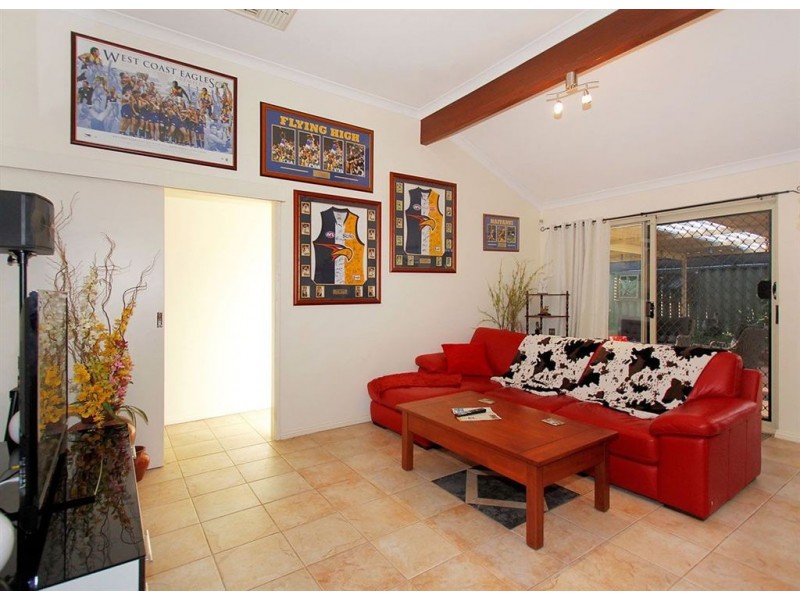 29 Enderby Court, Ballajura WA 6066