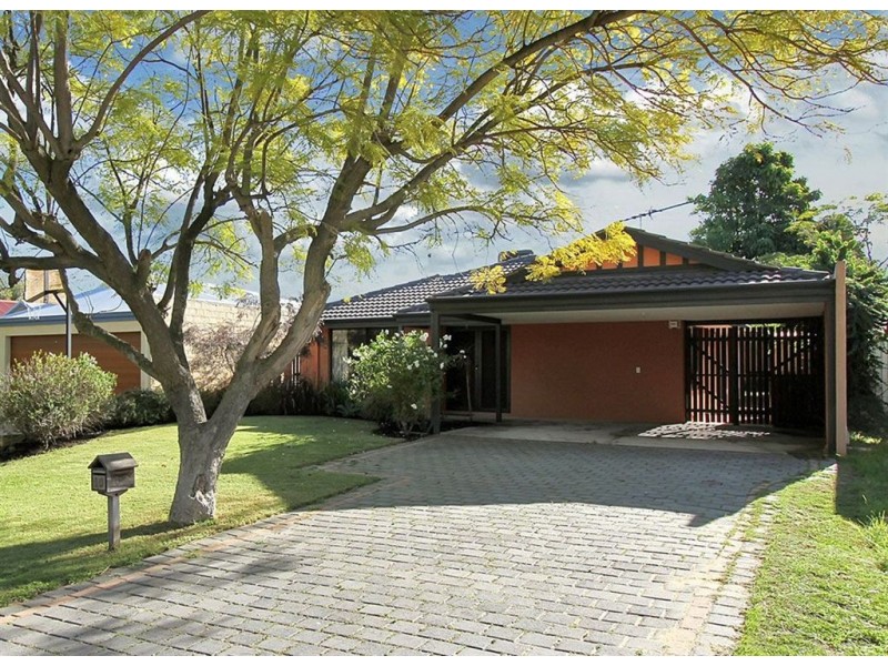 10 Race Street, Willagee WA 6156