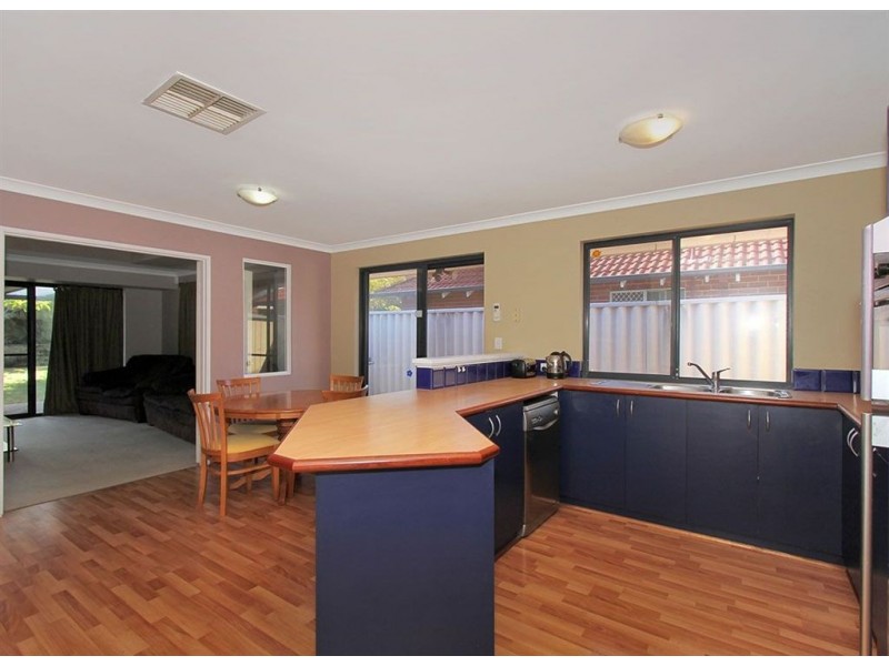 10 Race Street, Willagee WA 6156