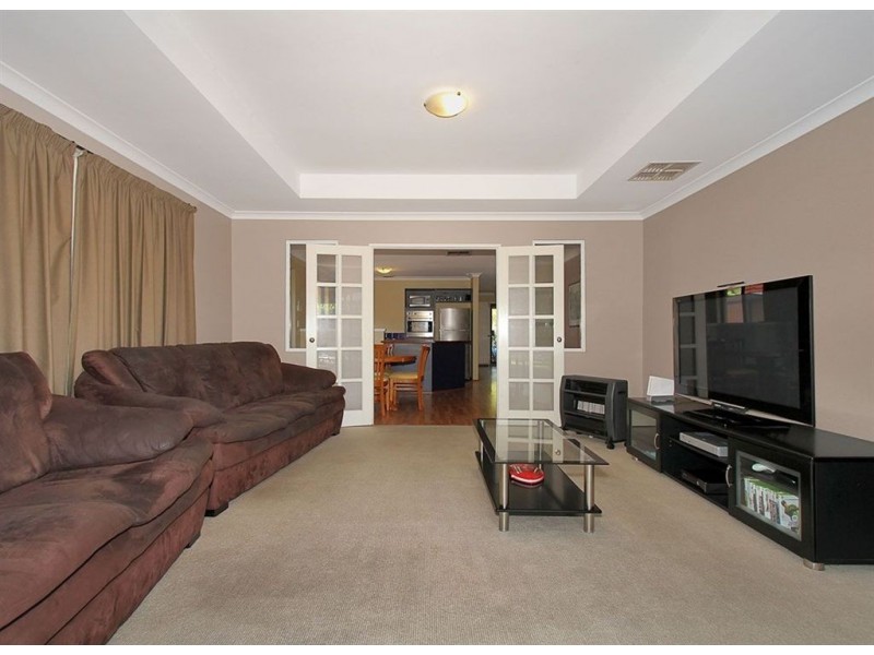 10 Race Street, Willagee WA 6156