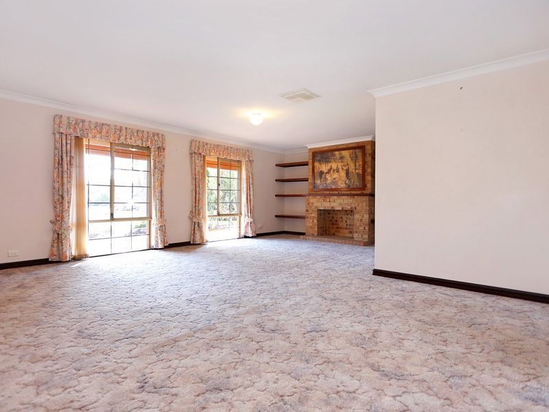 12 Wilsmore Grove, Kardinya WA 6163
