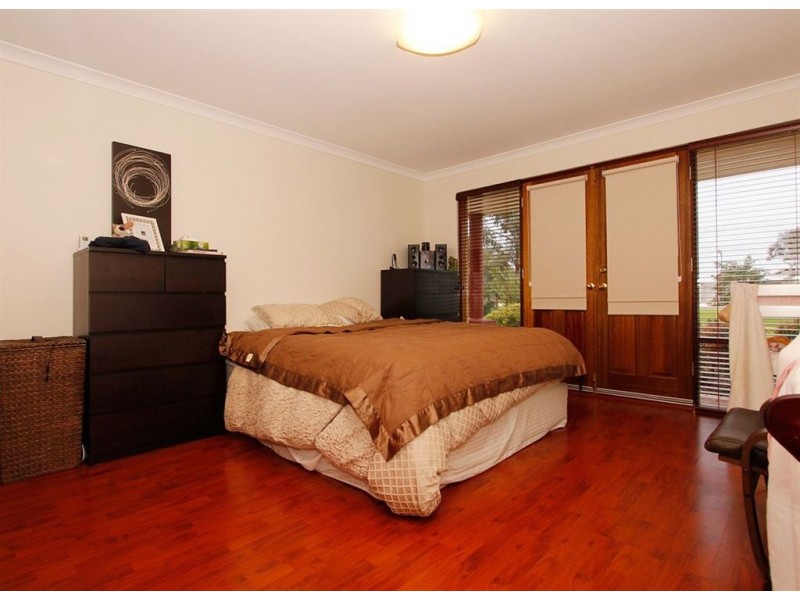 23 Blue Mountain Circuit, Aubin Grove WA 6164