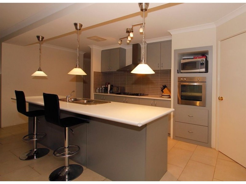 23 Blue Mountain Circuit, Aubin Grove WA 6164