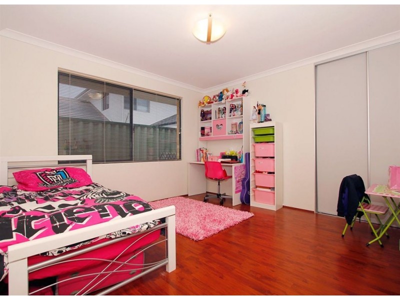 23 Blue Mountain Circuit, Aubin Grove WA 6164