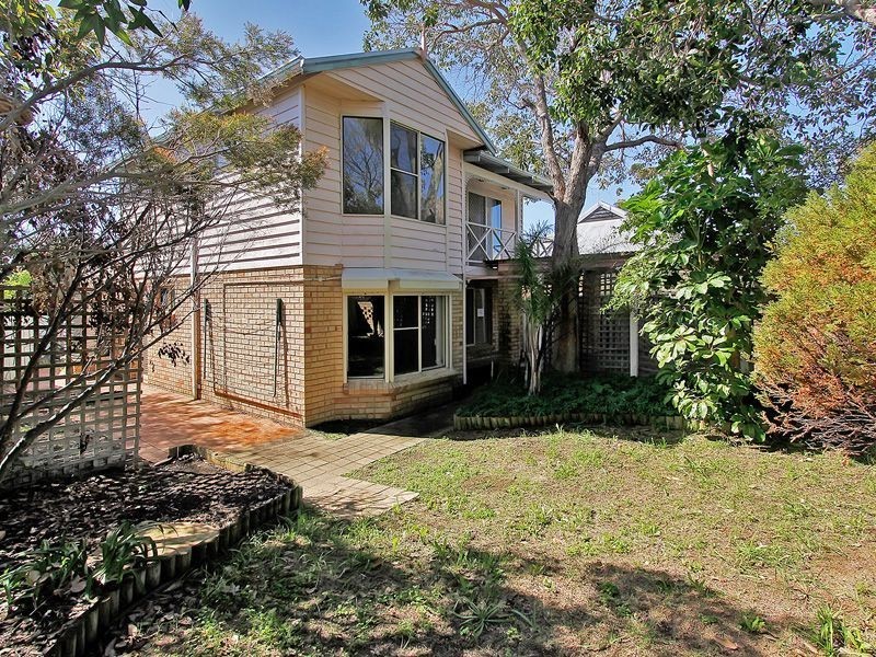 122A Watkins Street, White Gum Valley WA 6162