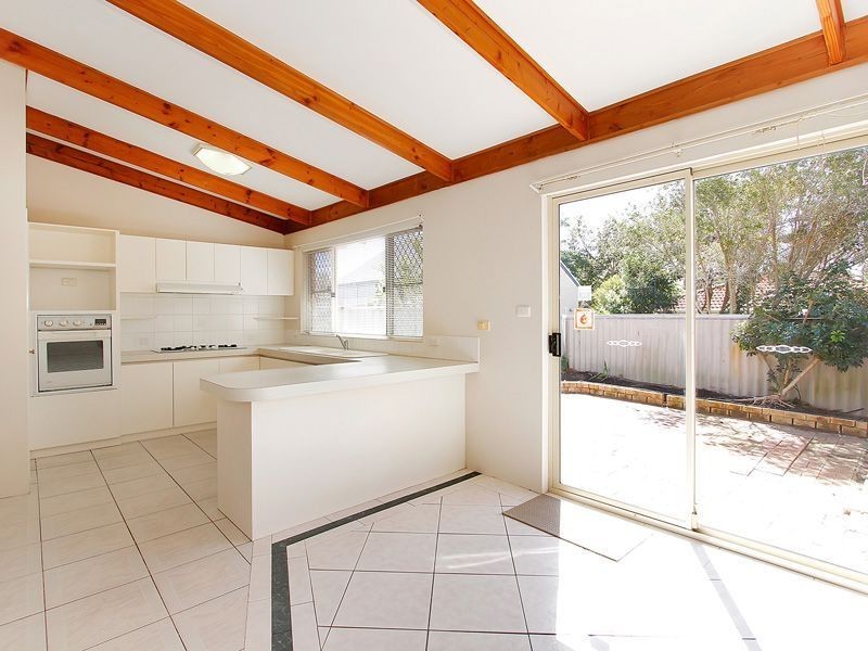 122A Watkins Street, White Gum Valley WA 6162