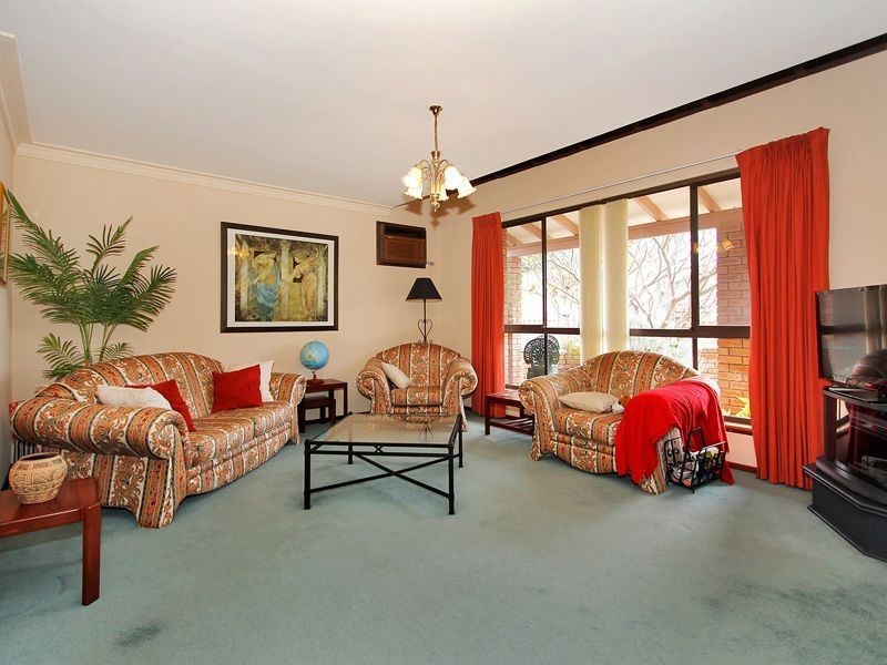 1/1 Bridges Road, Melville WA 6156