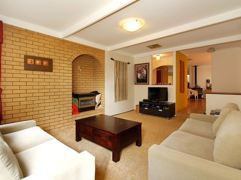 35 Ainslie Court, Kardinya WA 6163