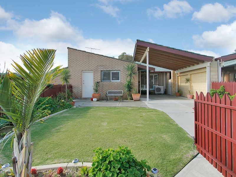 22D Erpingham Road, Hamilton Hill WA 6163