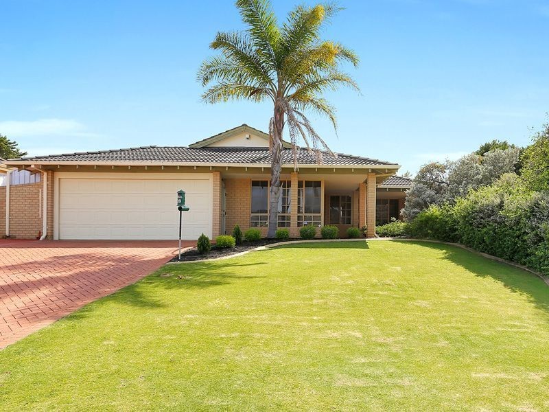 39 Crossland Way, Kardinya WA 6163