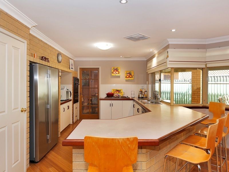 39 Crossland Way, Kardinya WA 6163