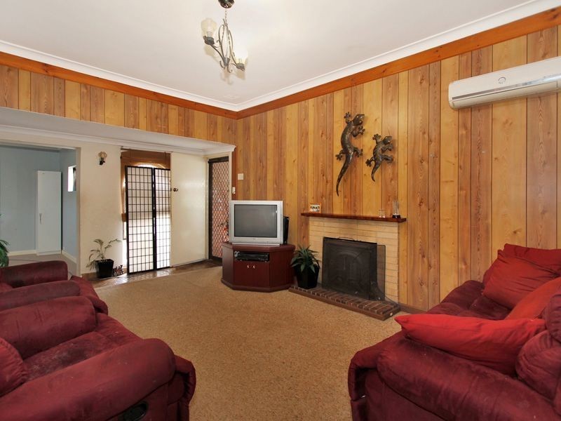 43 Hartley Street, Coolbellup WA 6163