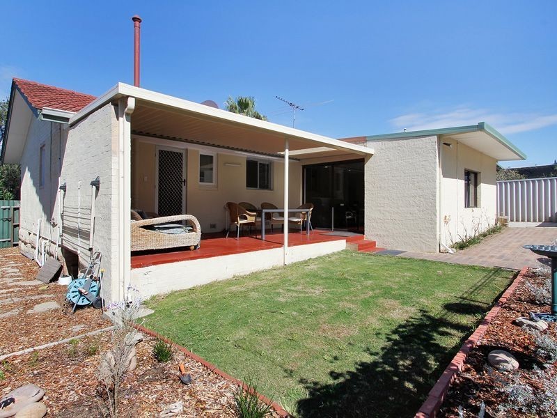 56 Archidamus Road, Coolbellup WA 6163