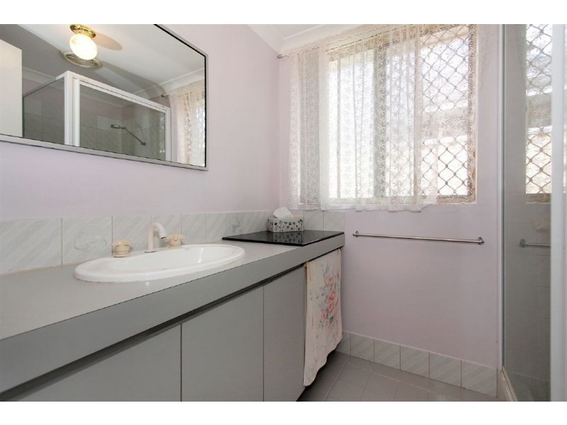 6 Weaver Court, Kardinya WA 6163