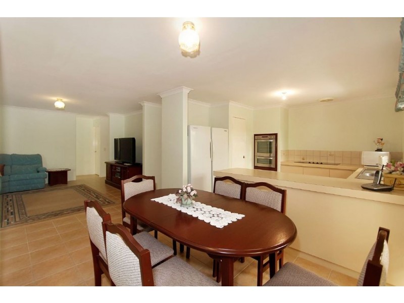 6 Weaver Court, Kardinya WA 6163