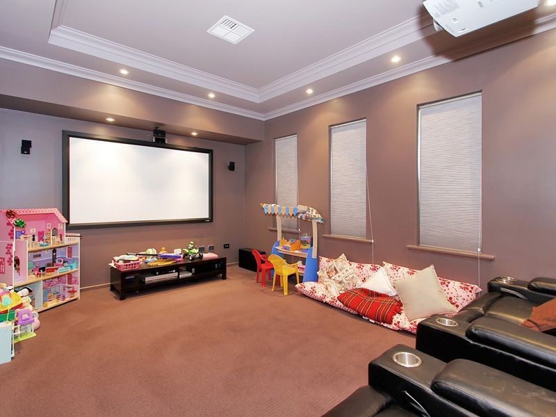 20 Cardinal Crescent, Leeming WA 6149