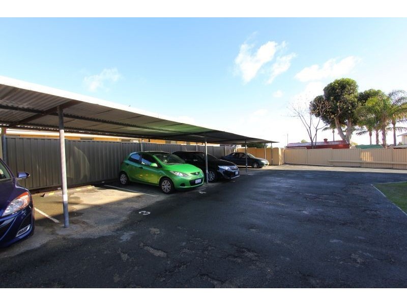 3/137 North Lake Road, Willagee WA 6156