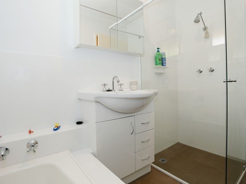 18a Thomas Way, Kardinya WA 6163