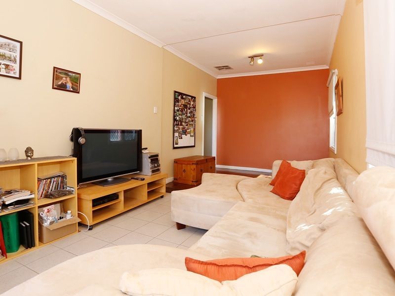 44 Hartley Street, Coolbellup WA 6163