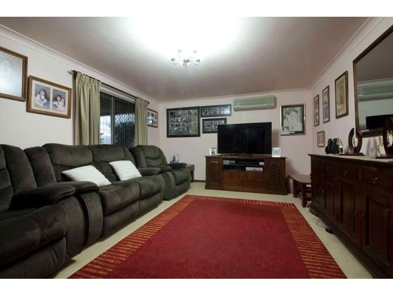 36 Hanlin Way, Samson WA 6163