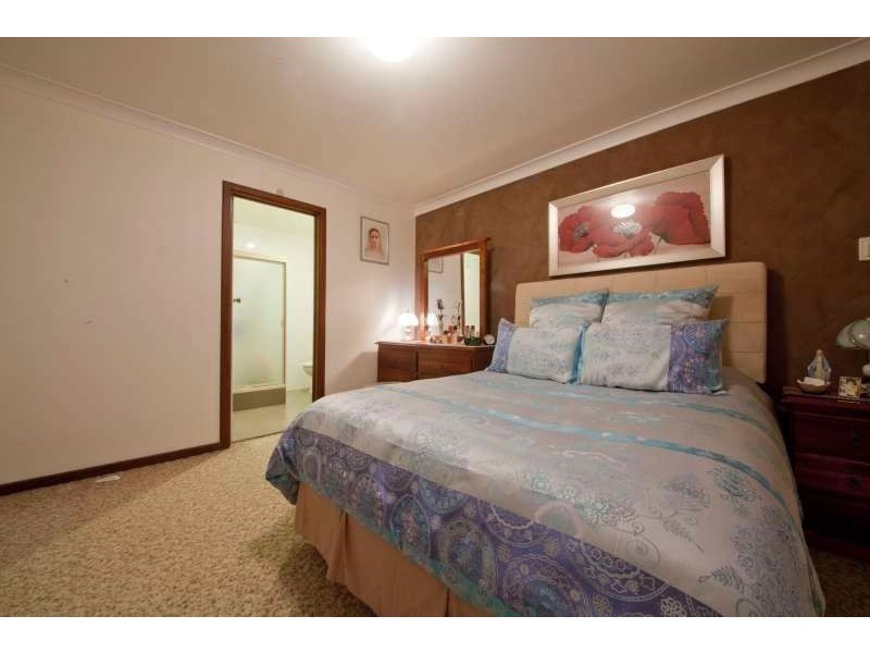 36 Hanlin Way, Samson WA 6163