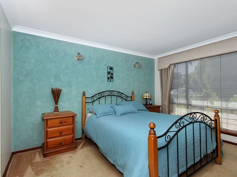 2 Witney Place, Leeming WA 6149