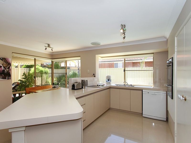 5a Murray Road, Palmyra WA 6157