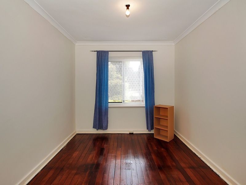 23 Hilory Street, Coolbellup WA 6163