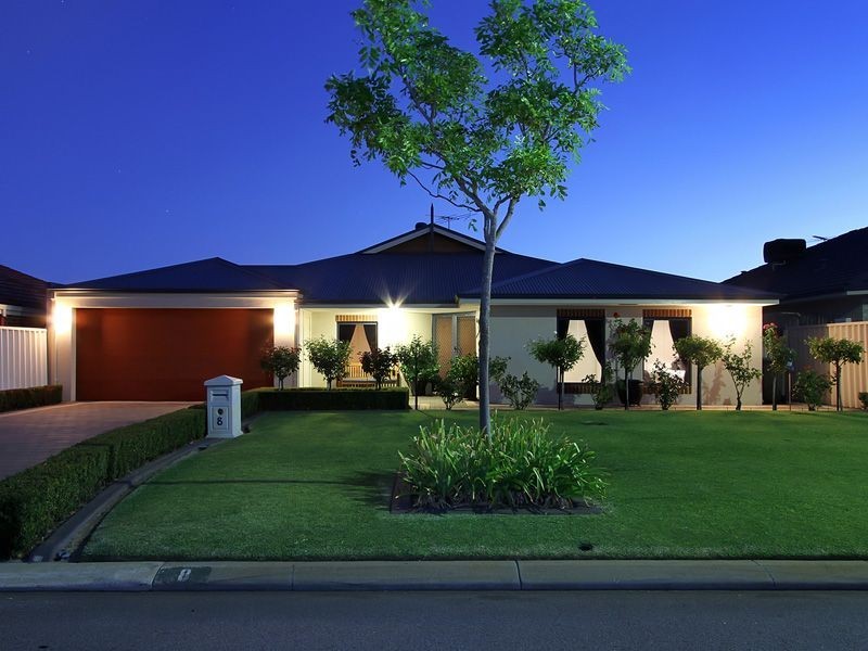 8 Jurien Way, Hammond Park WA 6164