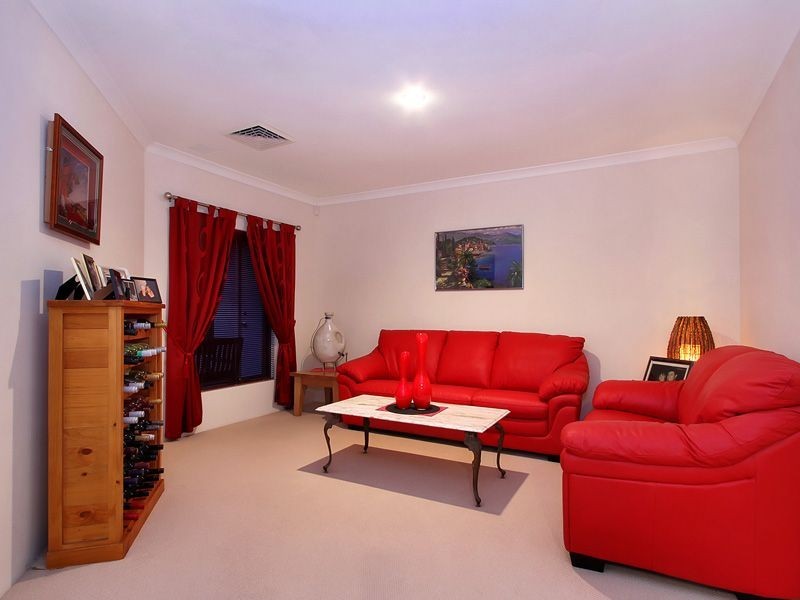 8 Jurien Way, Hammond Park WA 6164