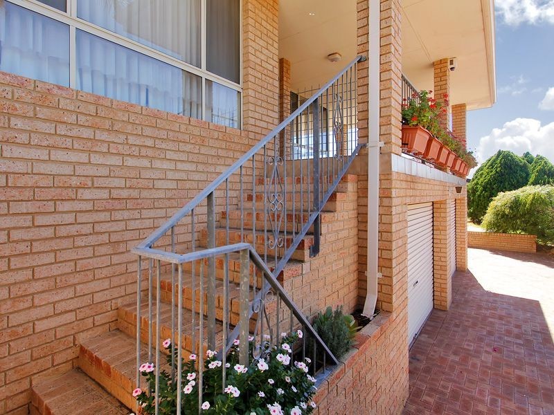 69 Townsing Road, Kardinya WA 6163