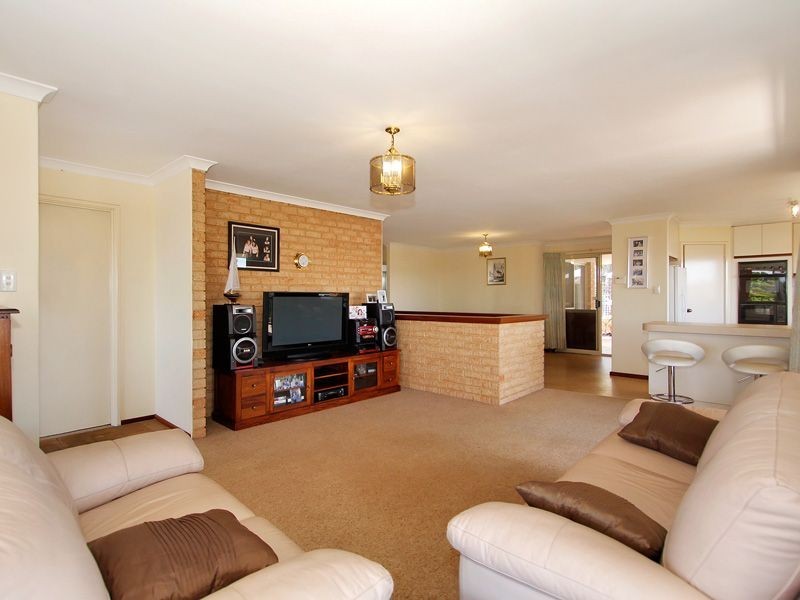 69 Townsing Road, Kardinya WA 6163