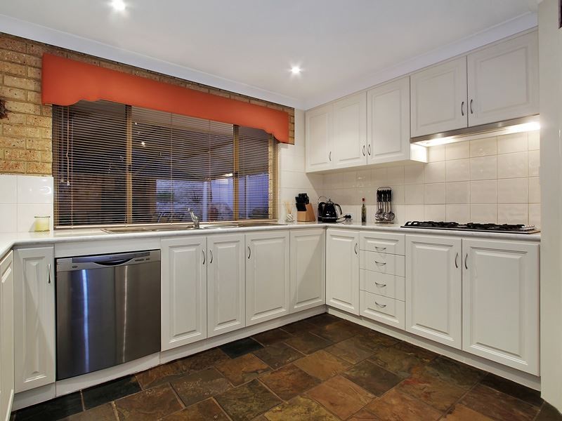 11 Alsop Place, Kardinya WA 6163